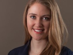 Dana Gray headshot